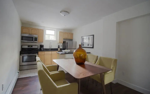 Playful South End Suites by Sonder
