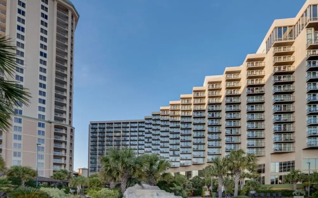 Royale Palms 2405 Eff by RedAwning