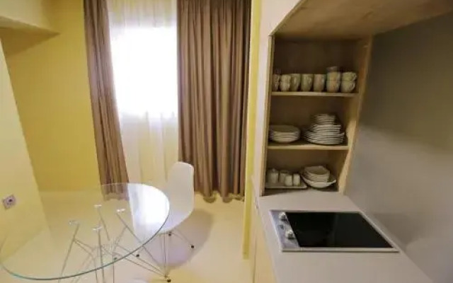 Studio Capri