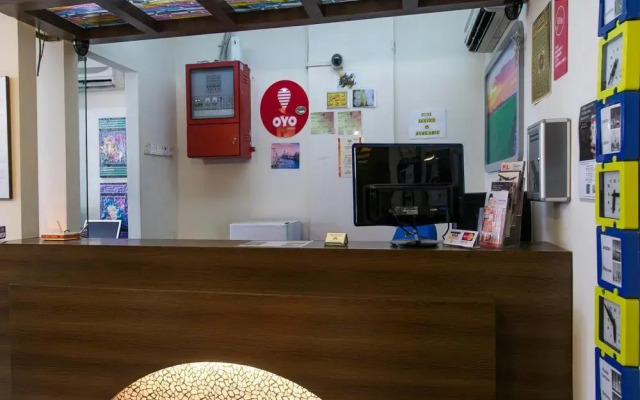 OYO 89979 Diamond Hotel