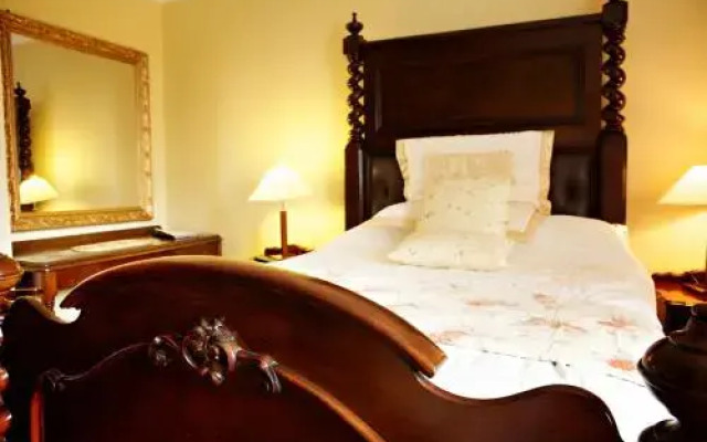 Westbrook House B & B