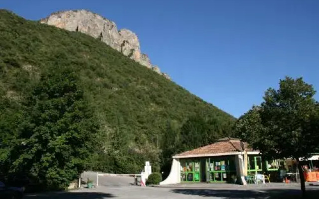 Camping Les Eaux Chaudes