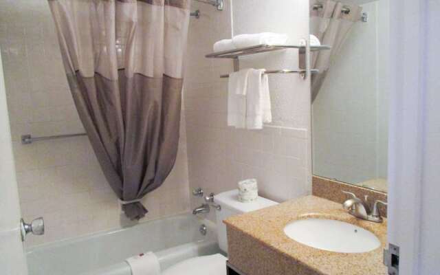 Studio 6 Suites Clarion, PA