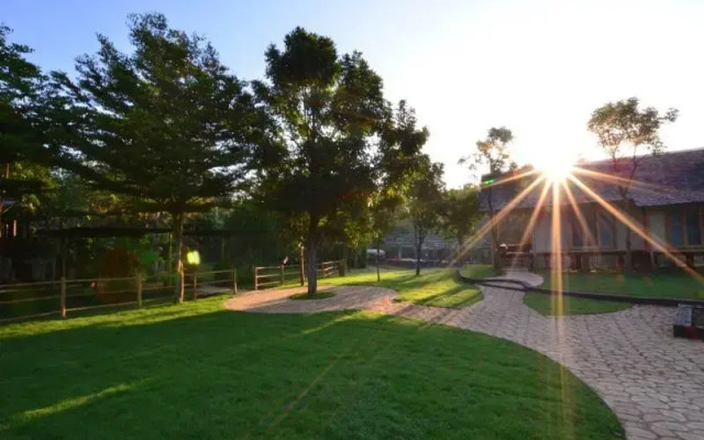 Isaree Secret Garden