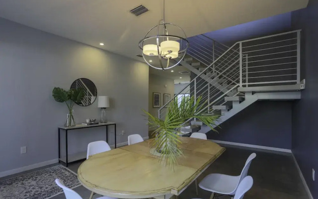 Sarasota 24 - 3 Br Home