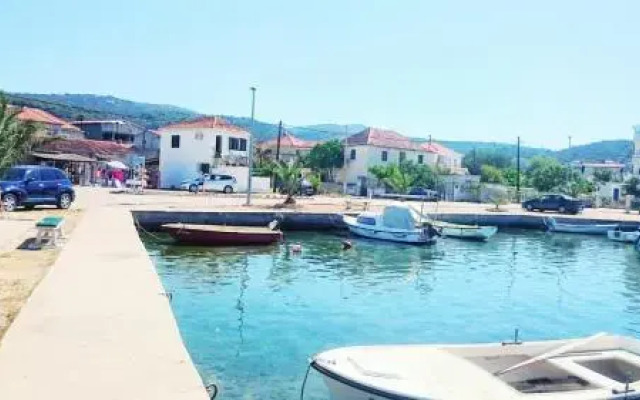 Holiday home Dinko