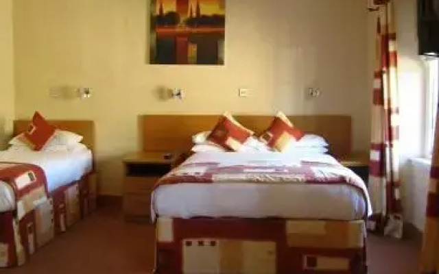 Station Hotel And Restaurant