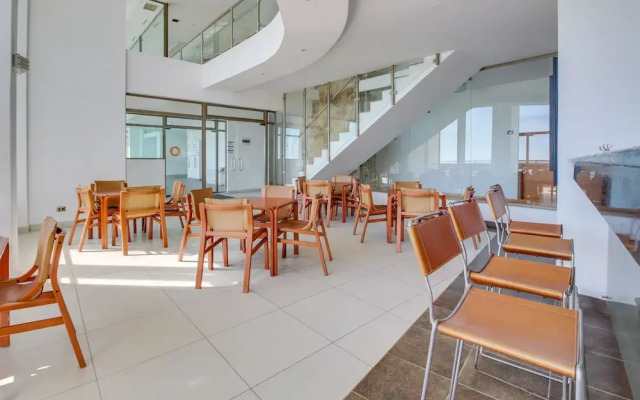 Departamento Moderno Frente al Mar