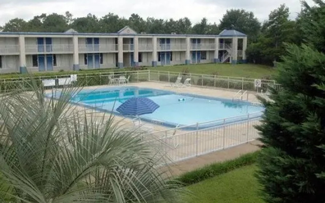 Rodeway Inn
