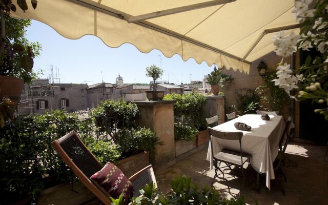 Splendid Penthouse in Campo de Fiori