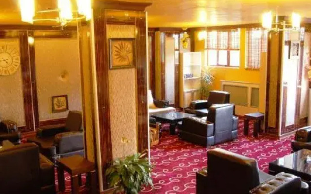 Grand Estel Hotel
