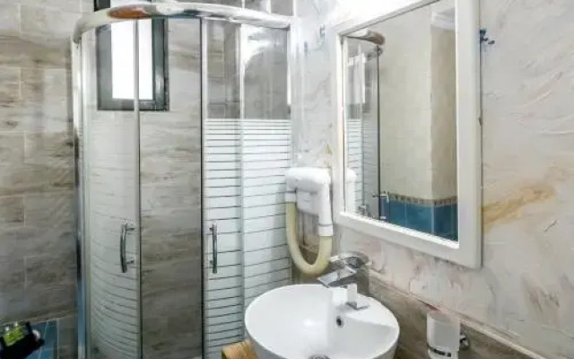 Kapodistrias Hotel