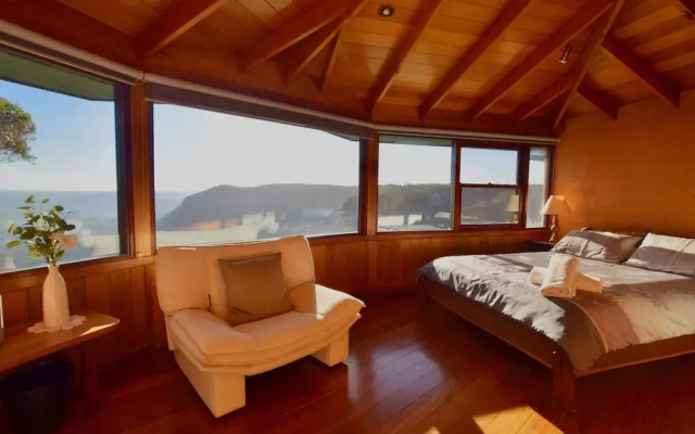 Omaroo Mountaintop Villa