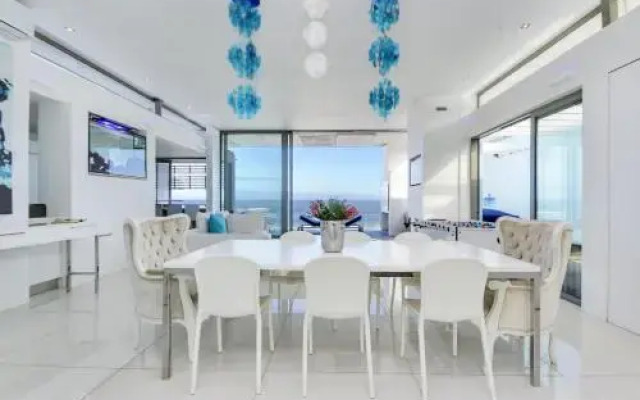 15 Views Penthouse