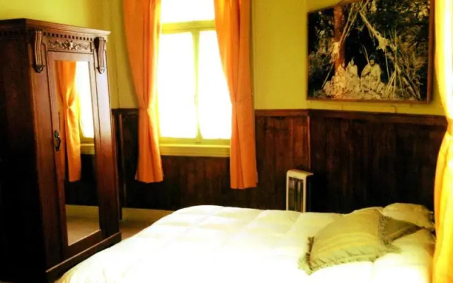 Hostal B&B