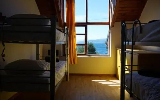 Bonita Lake House - Hostel & Bungalows