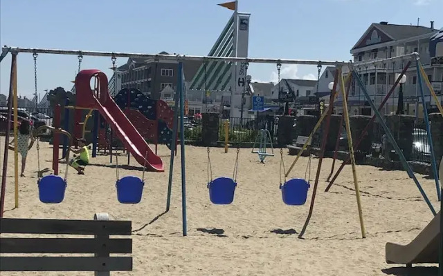 Sea Spray Condo 305