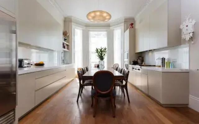 Veeve Fabulous 4 Bed House On Russell Road Kensington