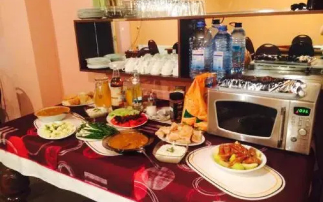 Aparthotel Econom Royal