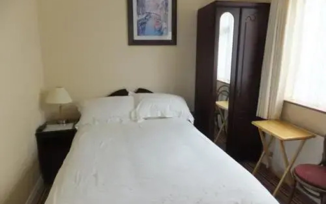 Hillcourt B&B