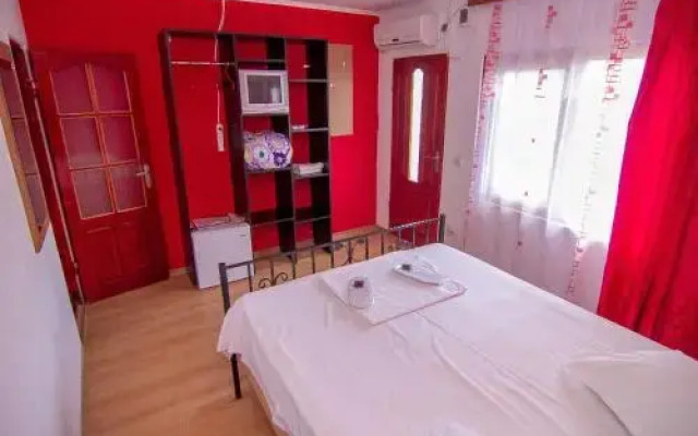 Camere de închiriat Doriana