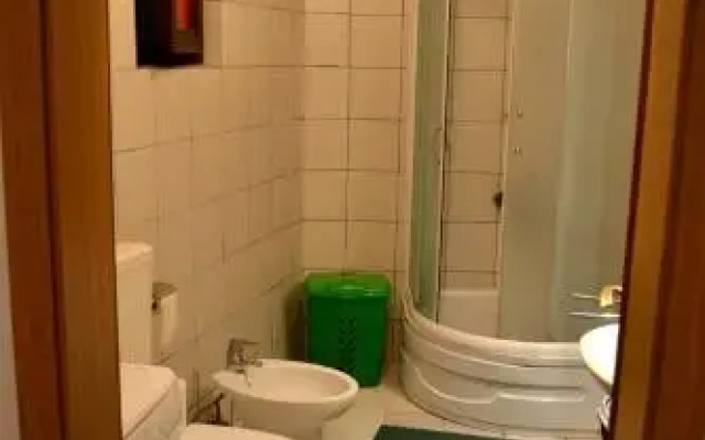 Sadrvan Room's