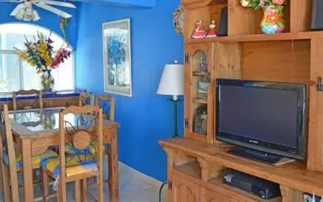 Casita de Suenos by RedAwning