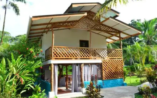 Passion Fruit Lodge
