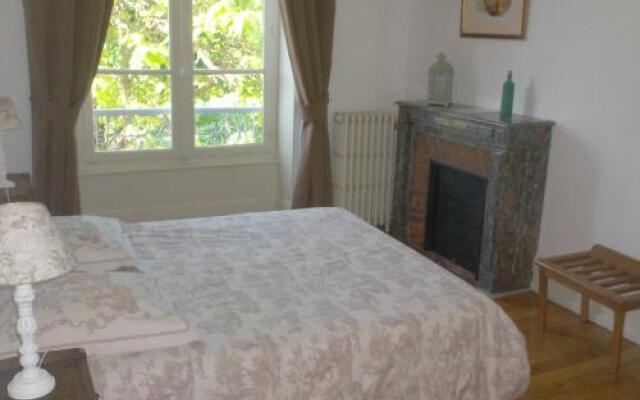 LEchauguette Isserpent