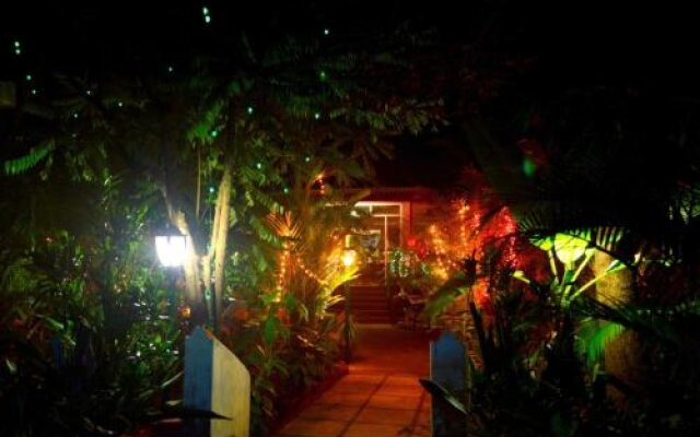 Palm Grove Cottages Leisure Resort