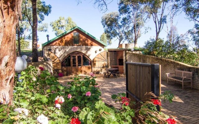 Outback Cellar & Country Cottage