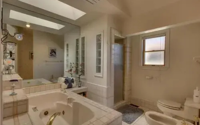 552 Alpine Home