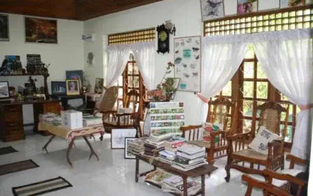 Sinharaja Rest