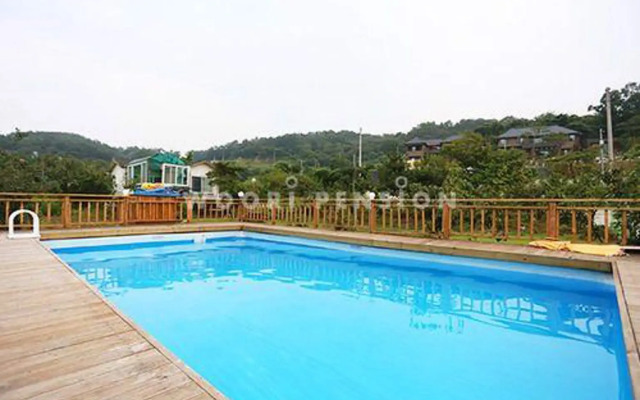 Ganghwa Pear Tree Pension