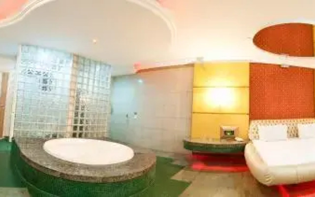 Shanadu Motel
