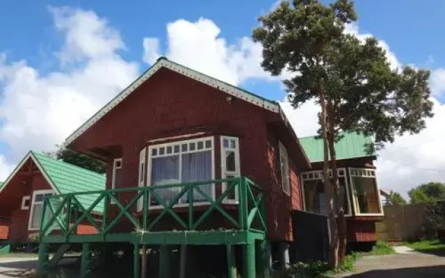 Queltehue Lodge  Cabanas