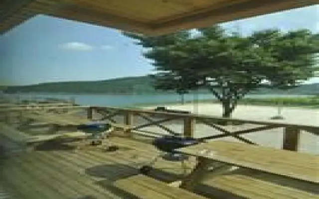 Moon & River Pension