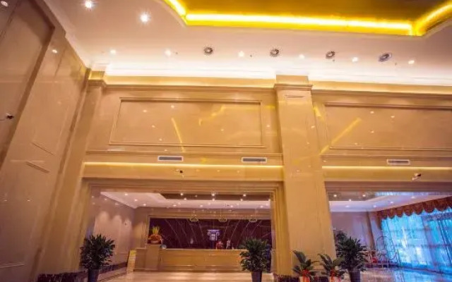 Noble Earl Hotel
