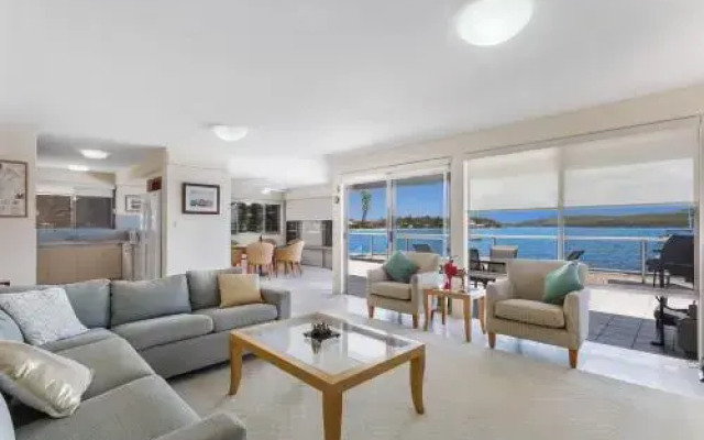 The Shores, 2/109 Soldiers Point Road
