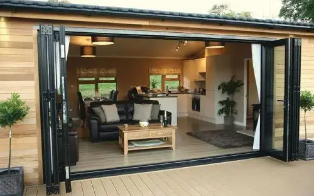 Upton Lakes & Lodges
