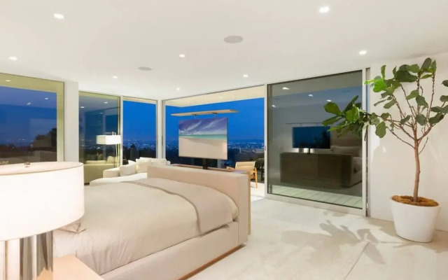 Contemporary Villa