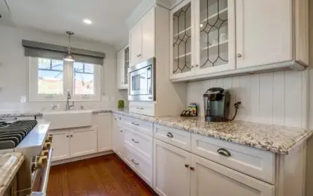 Village Life - 3 Br Home