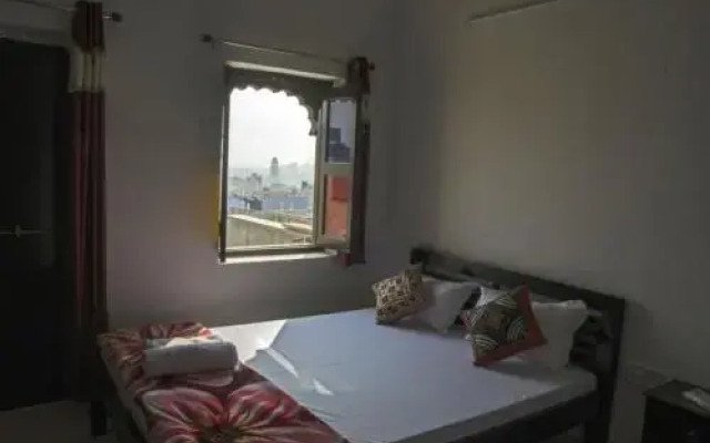 Bhavyam Heritage Guest House & Rooftop Restaurant