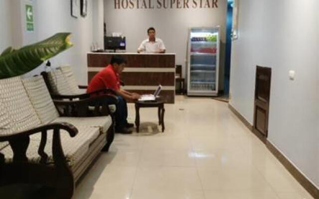 Hostal Super Star