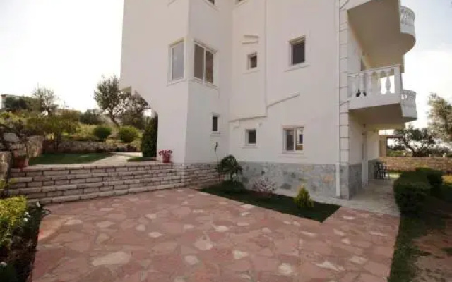 Studios Ambra — Ksamil