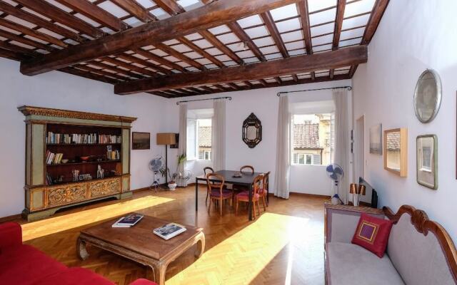 Via Giulia Art & Charm Home