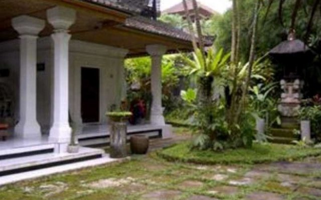 Puri Sari Cottage