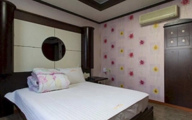 Hotel K