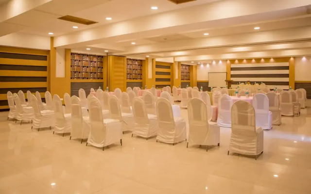 Vatika Hotel & Banquets