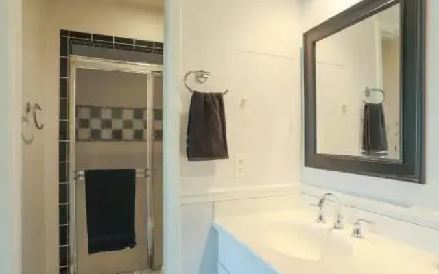 West Bradenton 19 - 2 Br Condo